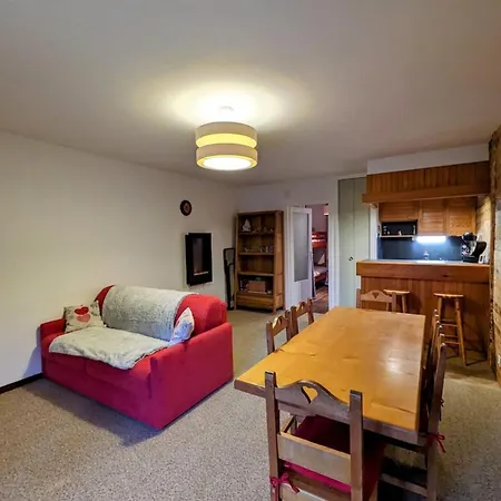 Apartment Superbe Au Pied Des Pistes -le Chamois Les Deserts (Savoie)